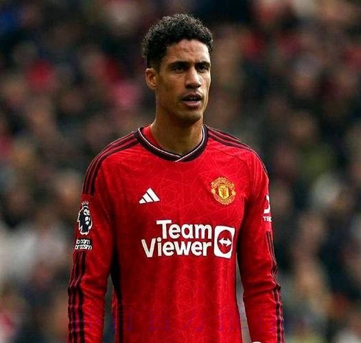 曼联中卫首选一直是瓦拉内 但还没向皇马报价