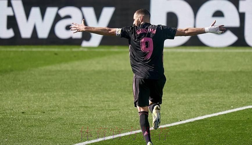 仅落后亨利 本泽马成史上进球第二多的法国球员